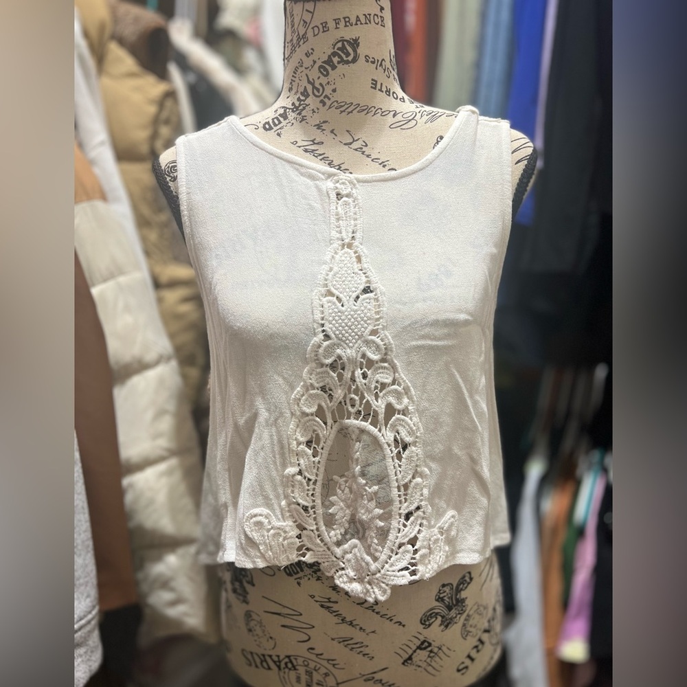 White lace, tank top, crop top